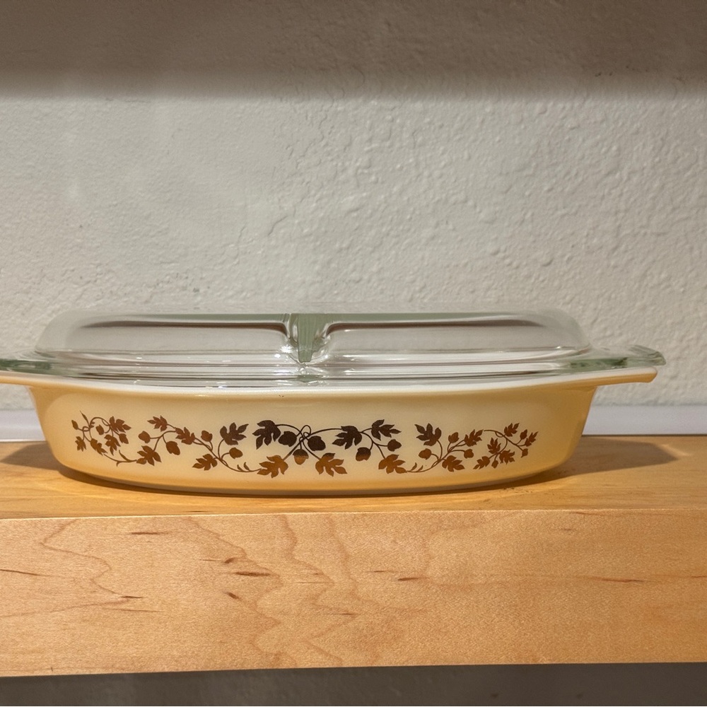 Pyrex Cream and Brown Divided Dish with Glass Lid